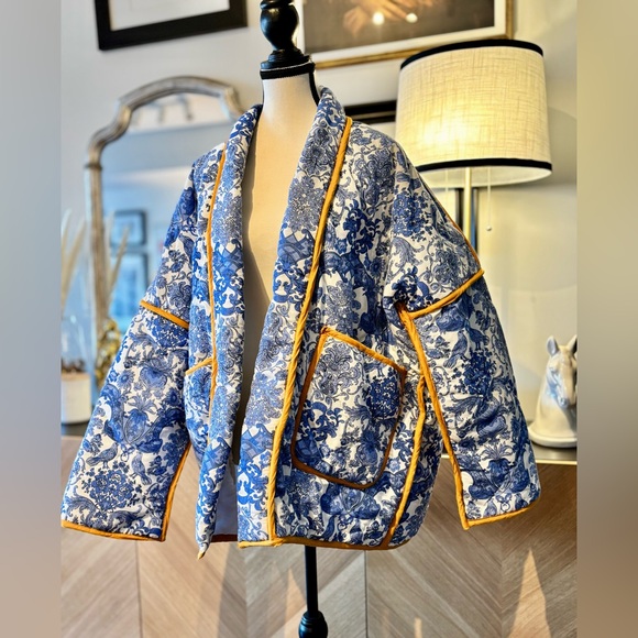 🧵 HANDMADE (by me!) Floral Blue and White Coat Jacket with Yellow Trim - Picture 4 of 12